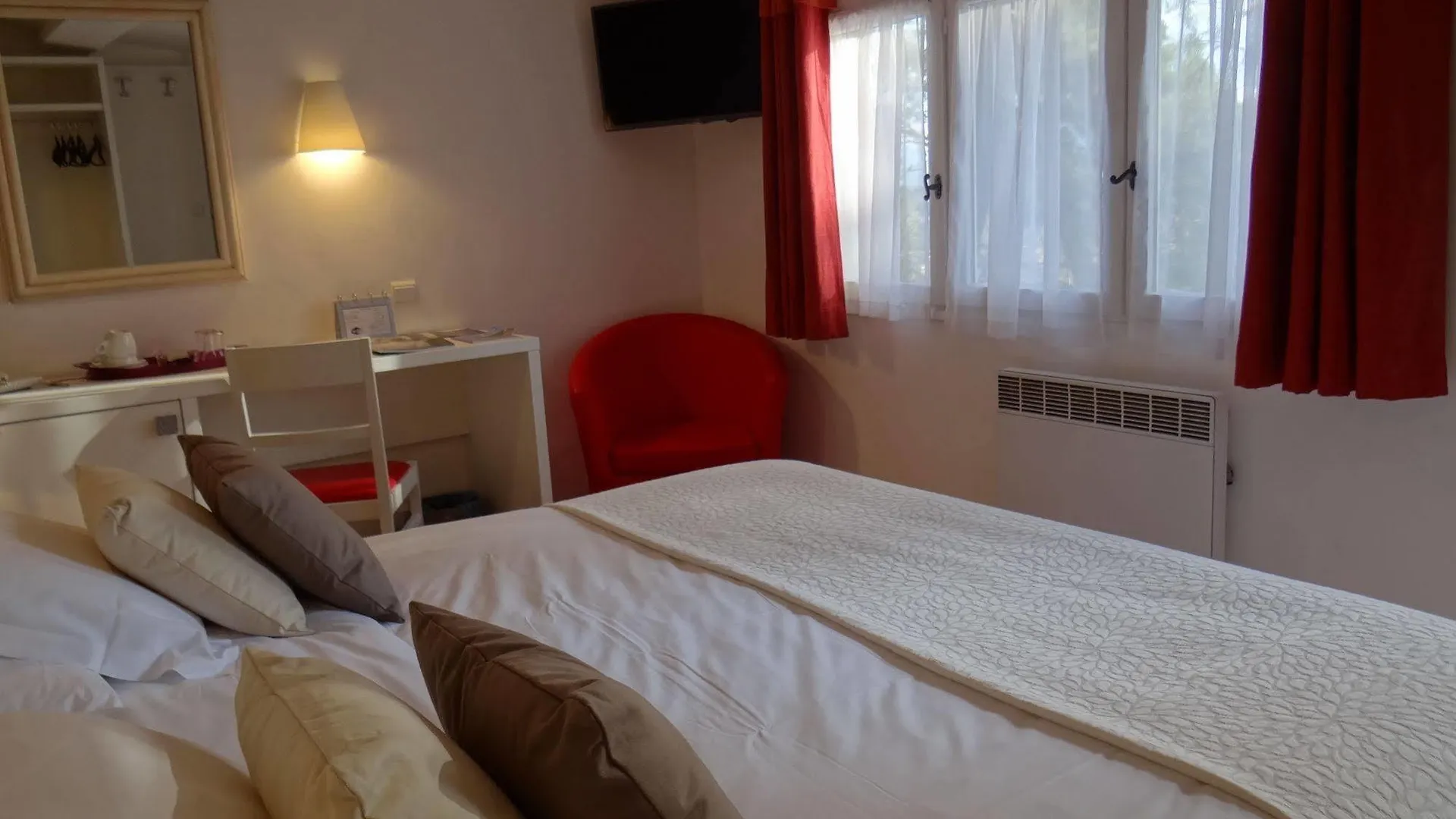 Hotel Le Mas Des Ecureuils Aix-en-Provence